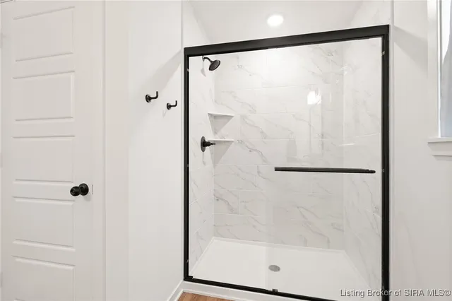 $479,900 | 2216 Pine Tree Lane, Memphis, IN 47143