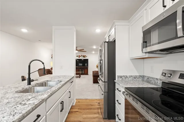 $479,900 | 2216 Pine Tree Lane, Memphis, IN 47143