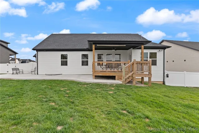 $479,900 | 2216 Pine Tree Lane, Memphis, IN 47143