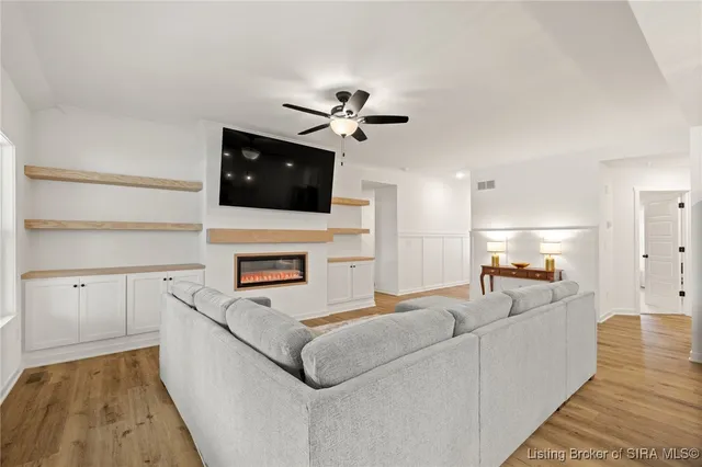 $479,900 | 2216 Pine Tree Lane, Memphis, IN 47143