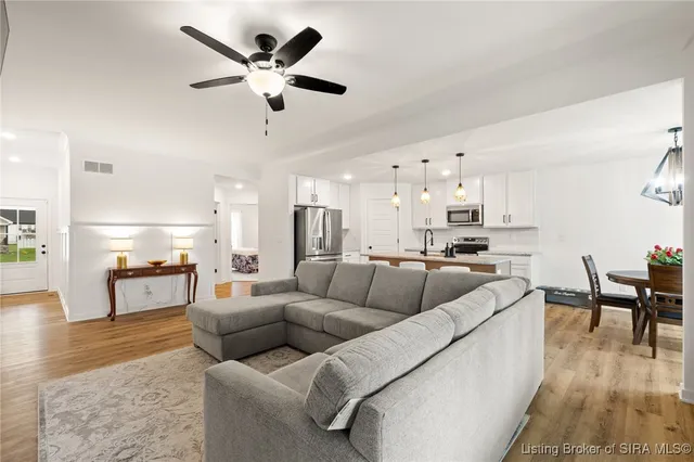 $479,900 | 2216 Pine Tree Lane, Memphis, IN 47143