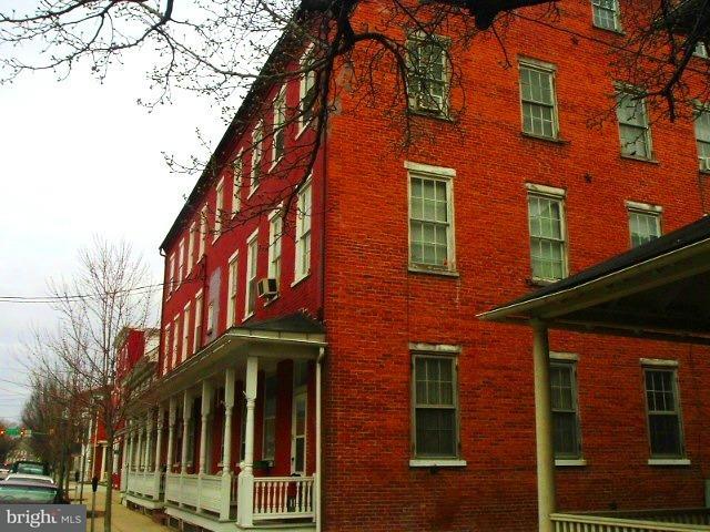 125-129 East Main Street Lititz, PA 17543 - Photo 3 of 26 Gallery Image 3
