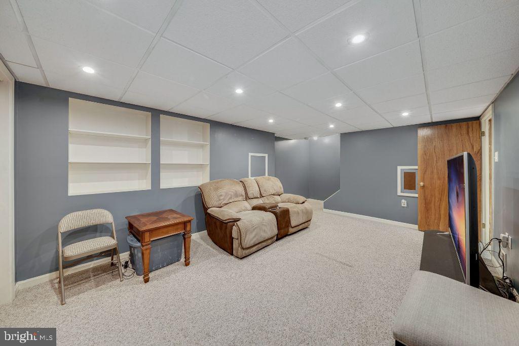 3041 Memory Lane Silver Spring, MD 20904 - Photo 28 of 35 LL Family room