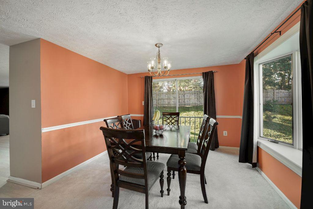 3041 Memory Lane Silver Spring, MD 20904 - Photo 6 of 35 Dining Room with view of SGD to rear