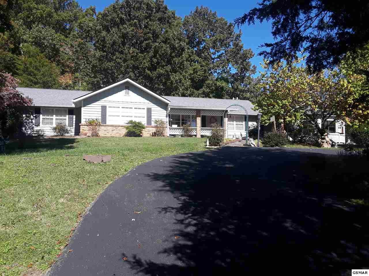 2820 Mary Ridge Farm Road Sevierville, TN 37862 - Photo 1 of 2 Gallery Image 1