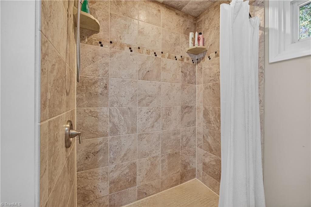 3601 Innwood Street High Point, NC 27265 - Photo 16 of 27 Gallery Image 16