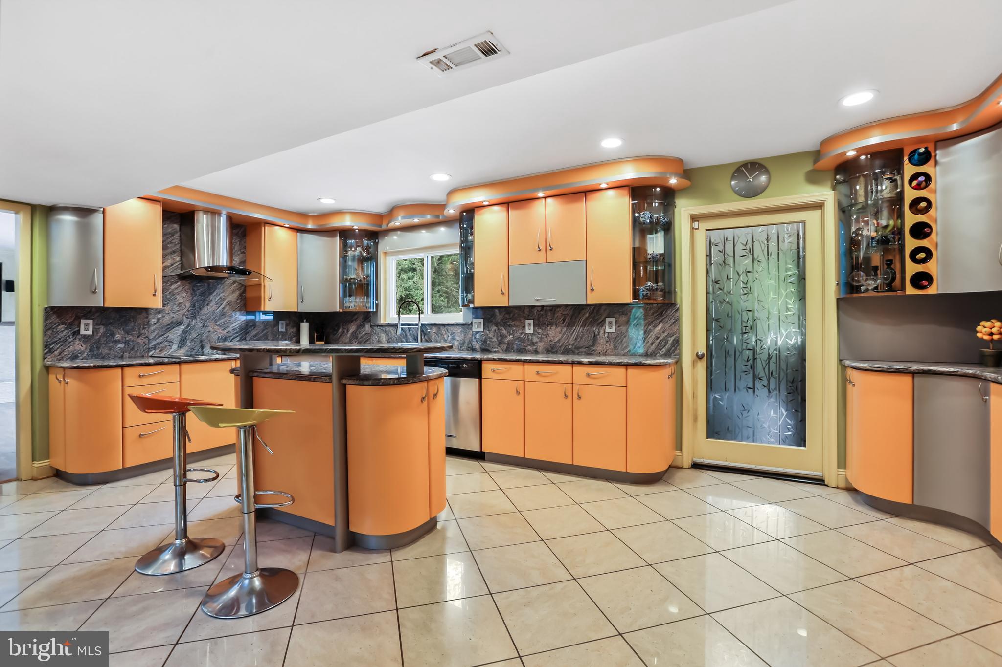 2908 Old Court Road Pikesville, MD 21208 - Photo 13 of 67