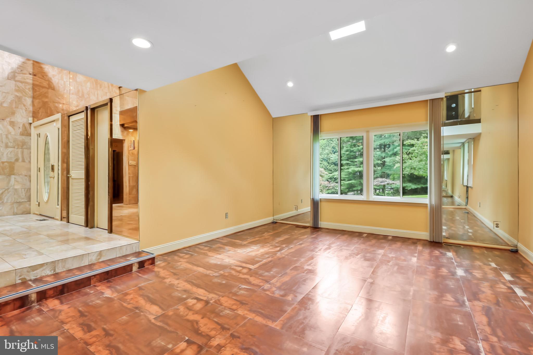 2908 Old Court Road Pikesville, MD 21208 - Photo 18 of 67