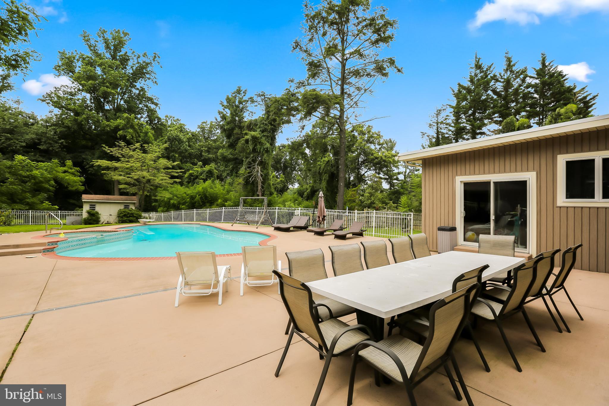 2908 Old Court Road Pikesville, MD 21208 - Photo 52 of 67