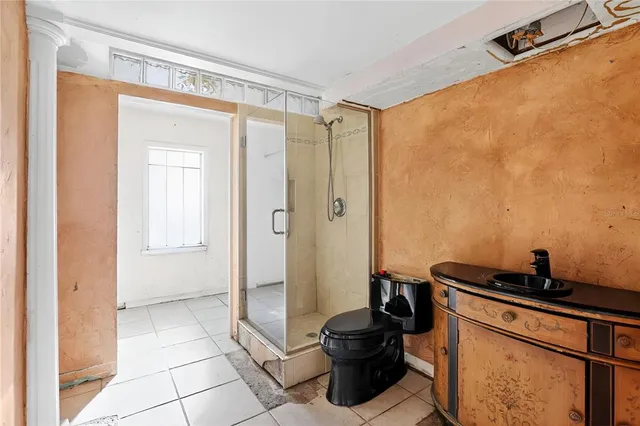 $329,900 | 1700 Barton Street, Longwood, FL 32750