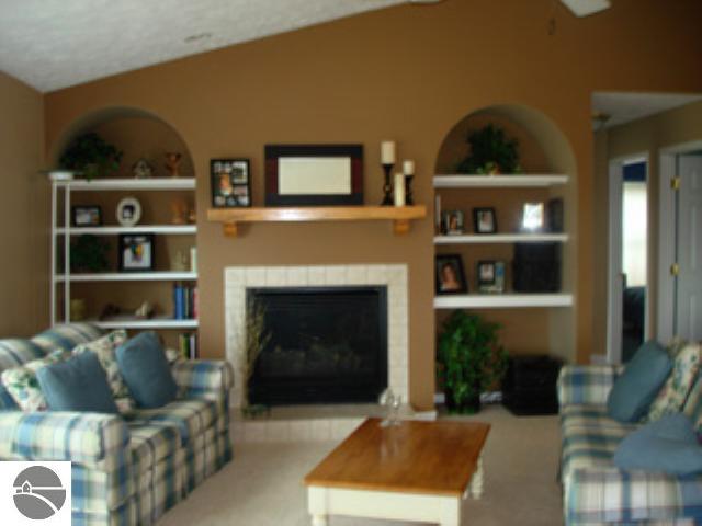 813 Napolean Way Traverse City, MI 49696 - Photo 4 of 6 1680925-3.JPG