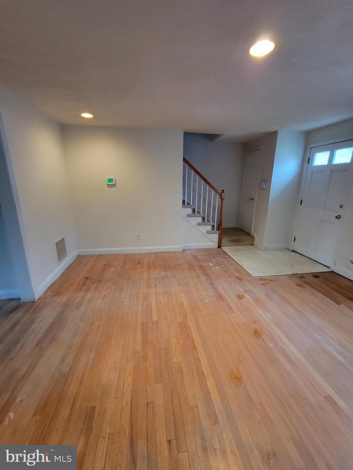 1117 Newfield Road Baltimore, MD 21207 - Photo 4 of 47