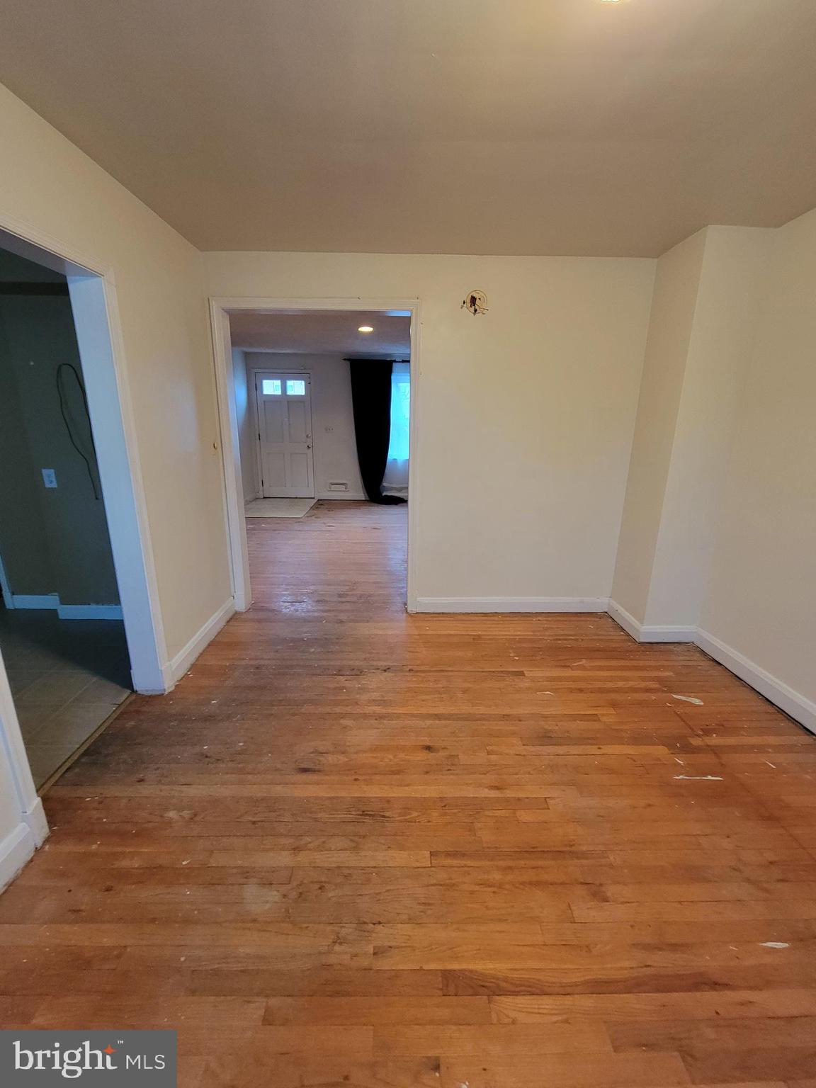 1117 Newfield Road Baltimore, MD 21207 - Photo 9 of 47