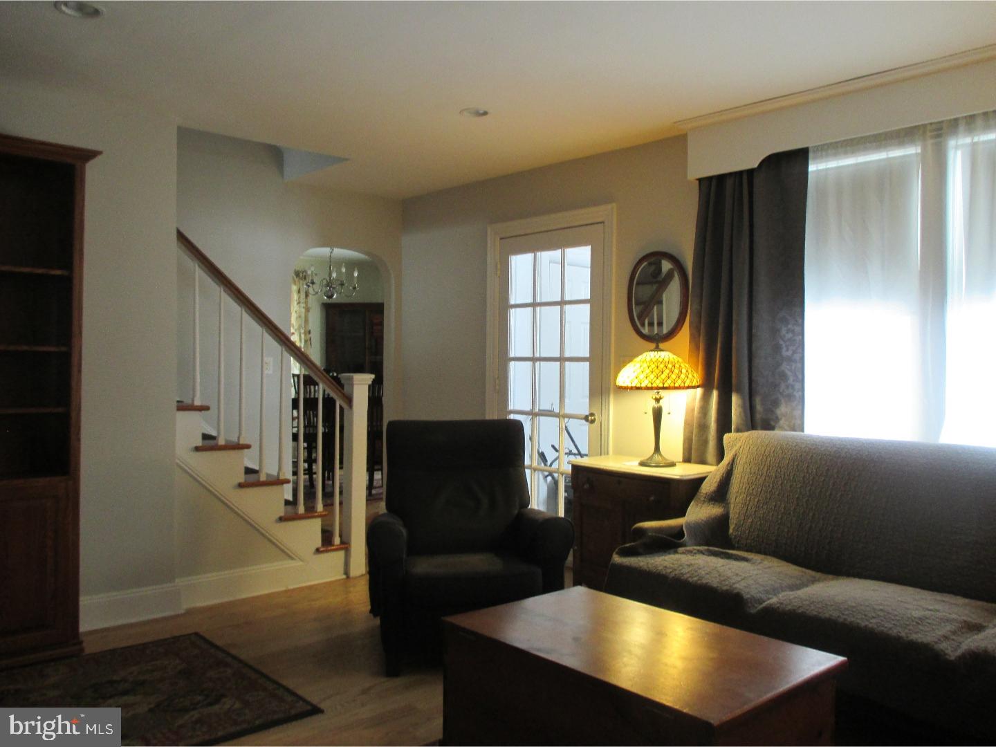 153 Sheridan Road Hamilton, NJ 08619 - Photo 3 of 18