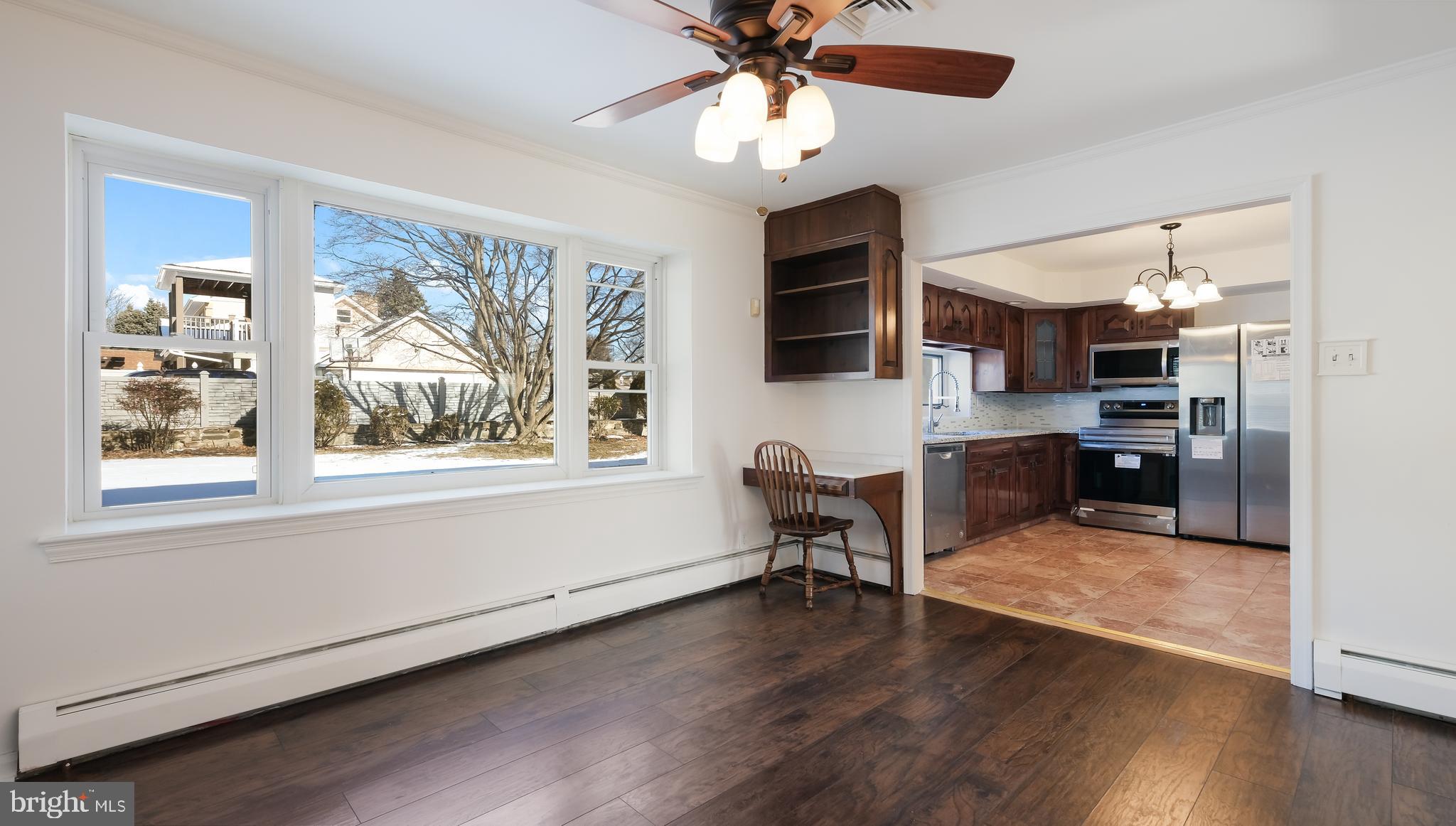 2186 Kent Road Huntingdon Valley, PA 19006 - Photo 7 of 33