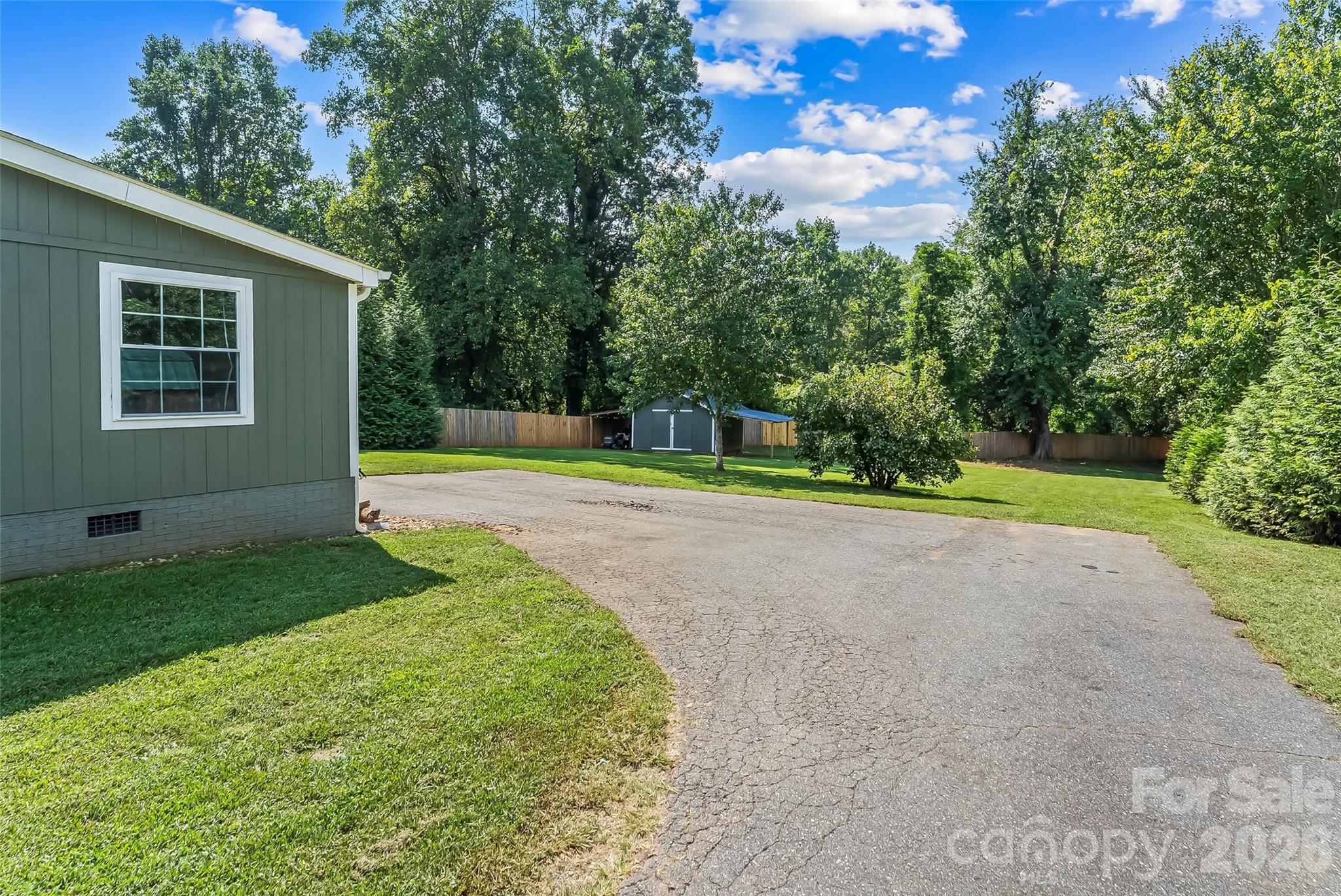 2495 Piney Road Morganton, NC 28655 - Photo 25 of 30 Gallery Image 25