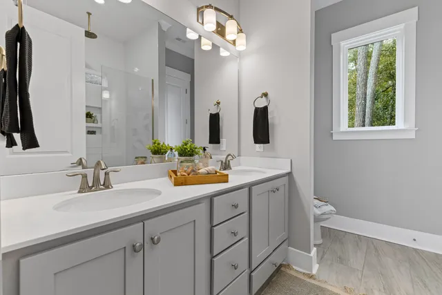 $759,000 | 129 Martins Point Drive, Wando, SC 29492