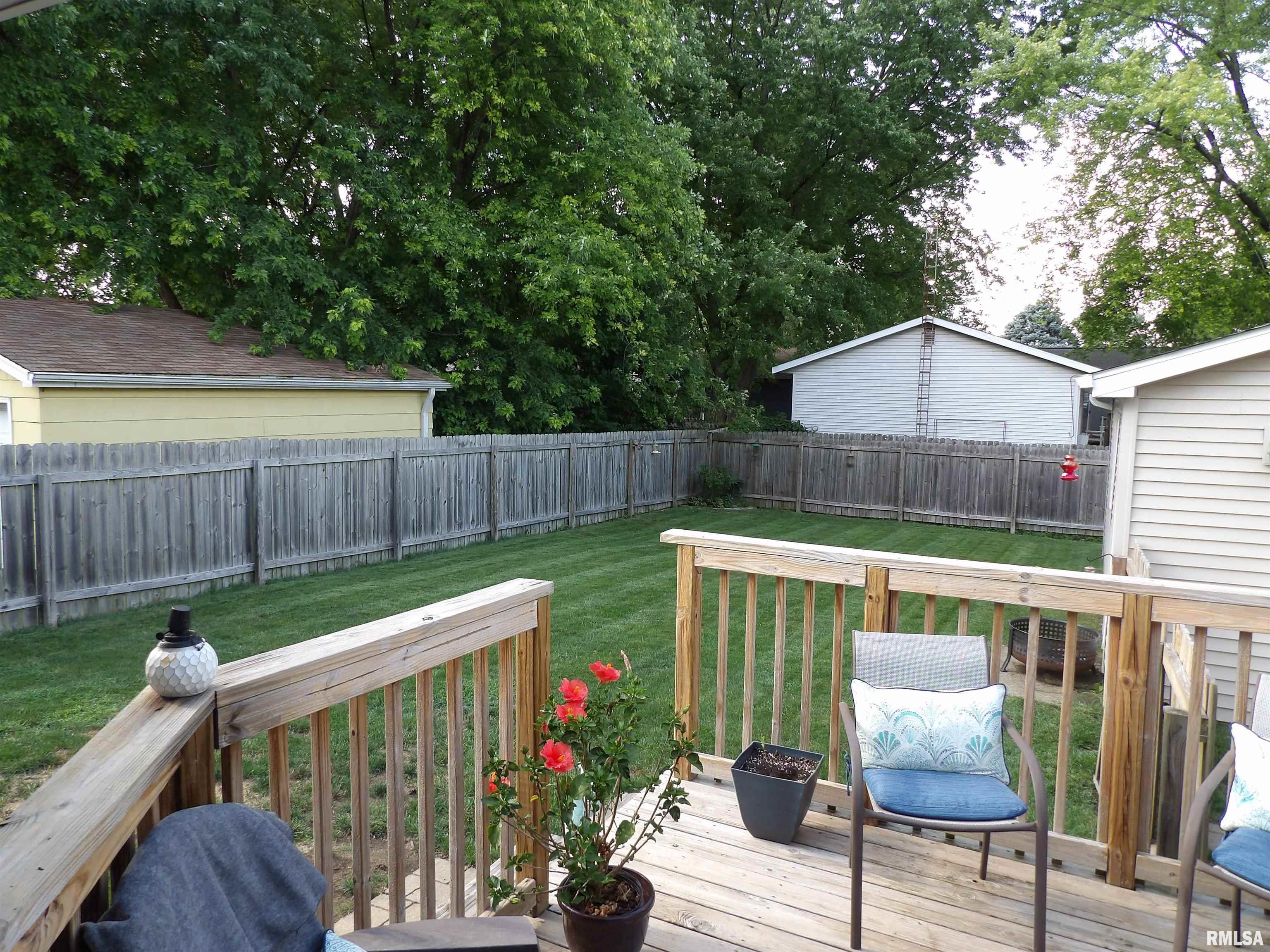 2913 Selkirk Road Springfield, IL 62702 - Photo 11 of 28