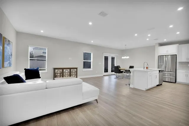 $2,695 | 13124 Holsinger Boulevard, Jacksonville, FL 32256