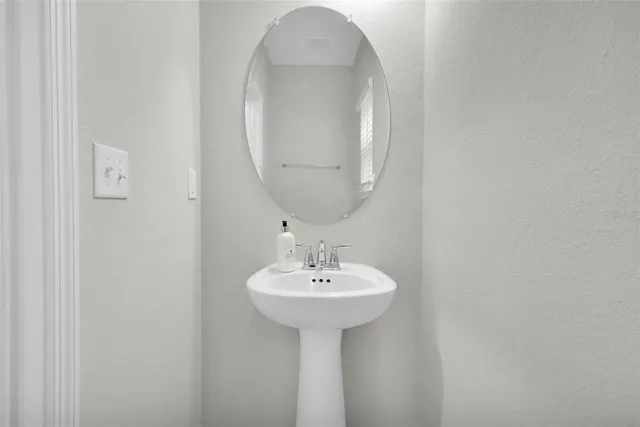 $2,695 | 13124 Holsinger Boulevard, Jacksonville, FL 32256