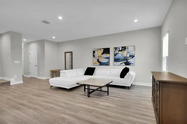 $2,695 | 13124 Holsinger Boulevard, Jacksonville, FL 32256