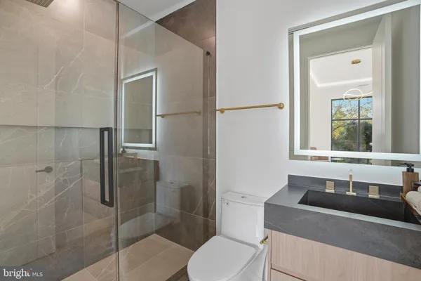 $3,300,000 | 9408 Old Courthouse Road, Vienna, VA 22182