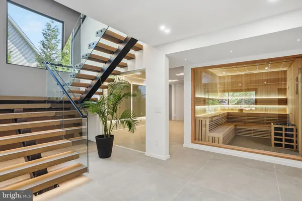 $3,300,000 | 9408 Old Courthouse Road, Vienna, VA 22182