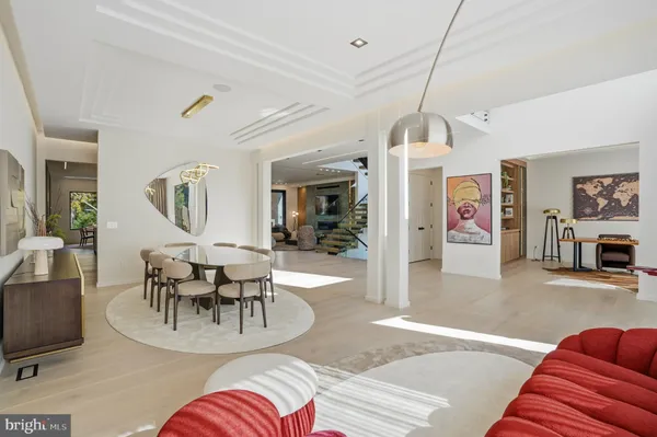 a view of entryway and hall