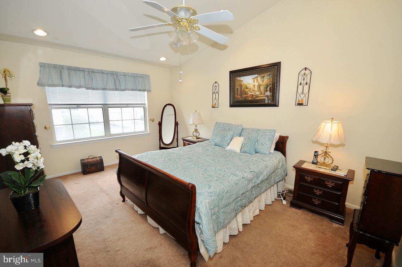 91 Ridgewood Way Burlington, NJ 08016 - Photo 15 of 37 Master Bedroom