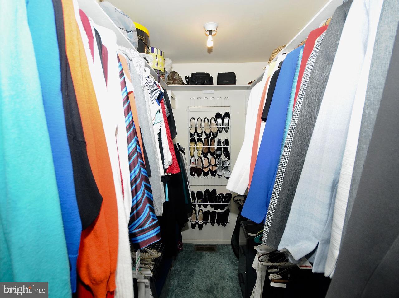 91 Ridgewood Way Burlington, NJ 08016 - Photo 17 of 37 Master Bedroom Walk-In Closet