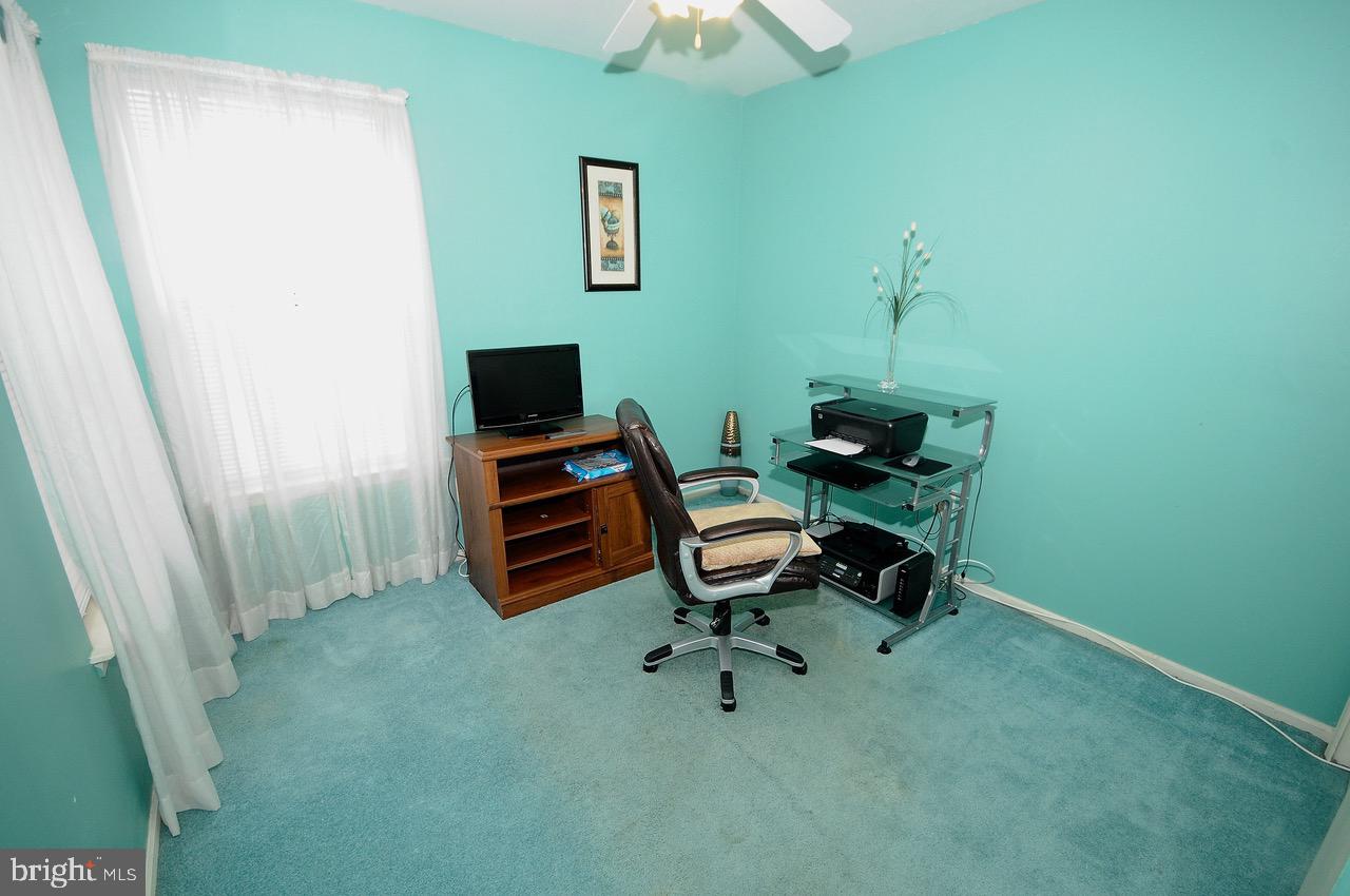 91 Ridgewood Way Burlington, NJ 08016 - Photo 24 of 37 Bedroom 4