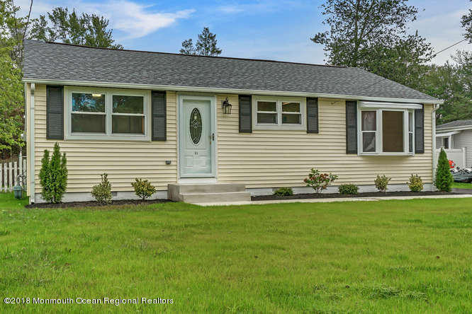 81 Oak Knoll Road Waretown, NJ 08758 - Photo 2 of 30 81 Knoll Rd Waretown NJ 08758-small-002-