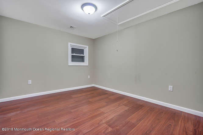 81 Oak Knoll Road Waretown, NJ 08758 - Photo 25 of 30 81 Knoll Rd Waretown NJ 08758-small-029-
