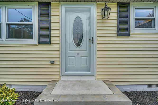 81 Oak Knoll Road Waretown, NJ 08758 - Photo 4 of 30 81 Knoll Rd Waretown NJ 08758-small-008-