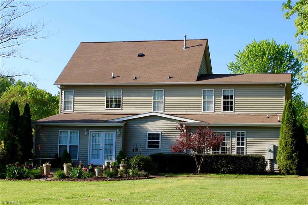 2709 Colton Drive Oak Ridge, NC 27310 - Photo 4 of 26
