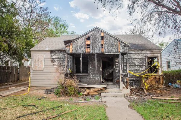 $40,000 | 1503 27th Street, Lubbock, TX 79411