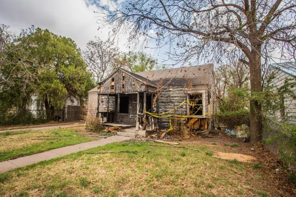 $40,000 | 1503 27th Street, Lubbock, TX 79411