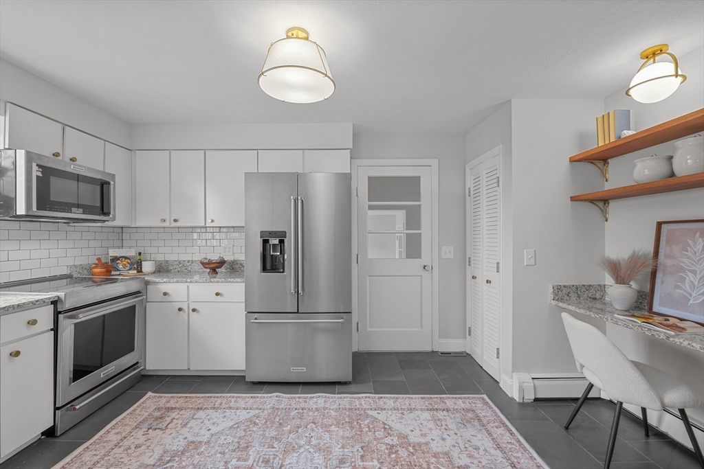 1705 Wampanoag Trail Barrington, RI 02806 - Photo 15 of 33