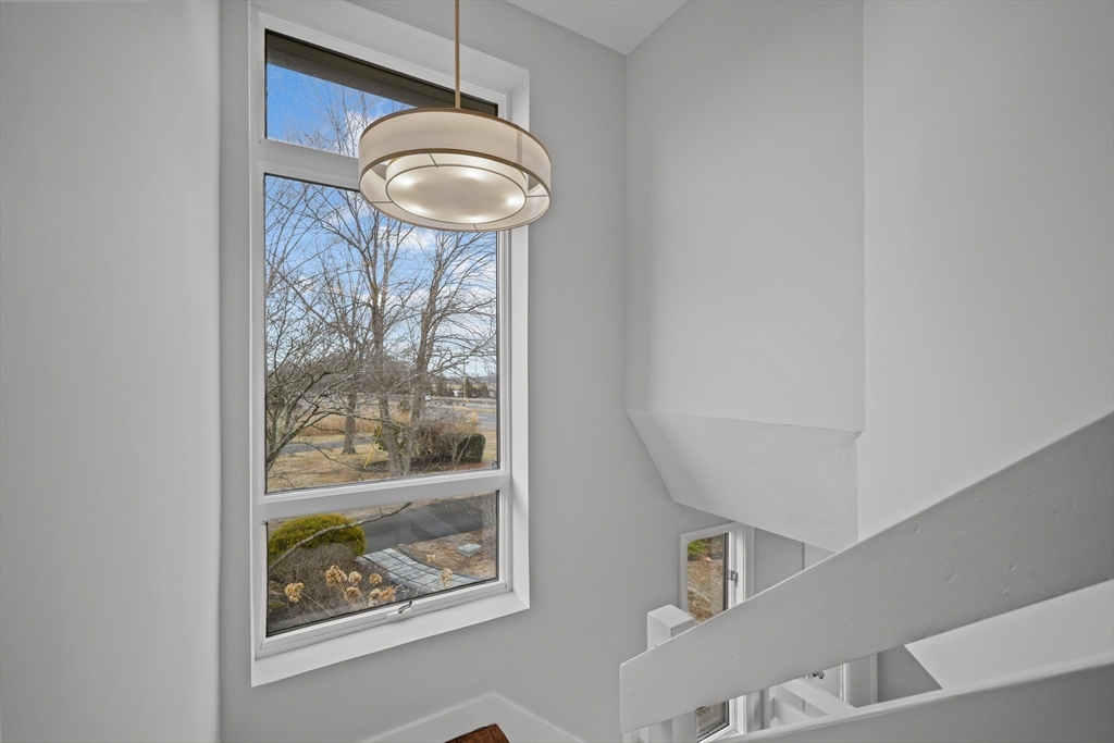 1705 Wampanoag Trail Barrington, RI 02806 - Photo 18 of 33