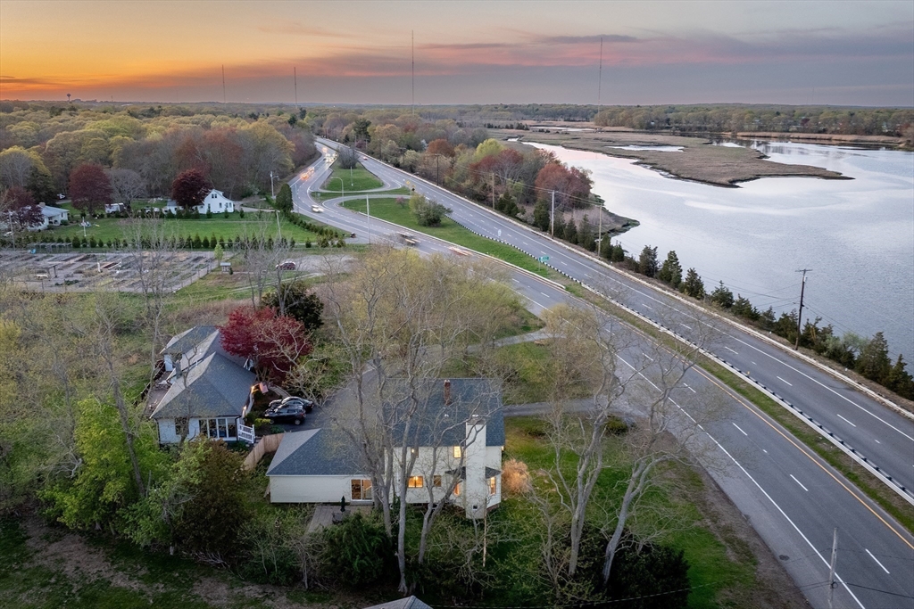 1705 Wampanoag Trail Barrington, RI 02806 - Photo 2 of 33