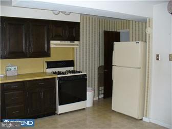 922 Grant Road Folcroft, PA 19032 - Photo 5 of 10 Kitchen