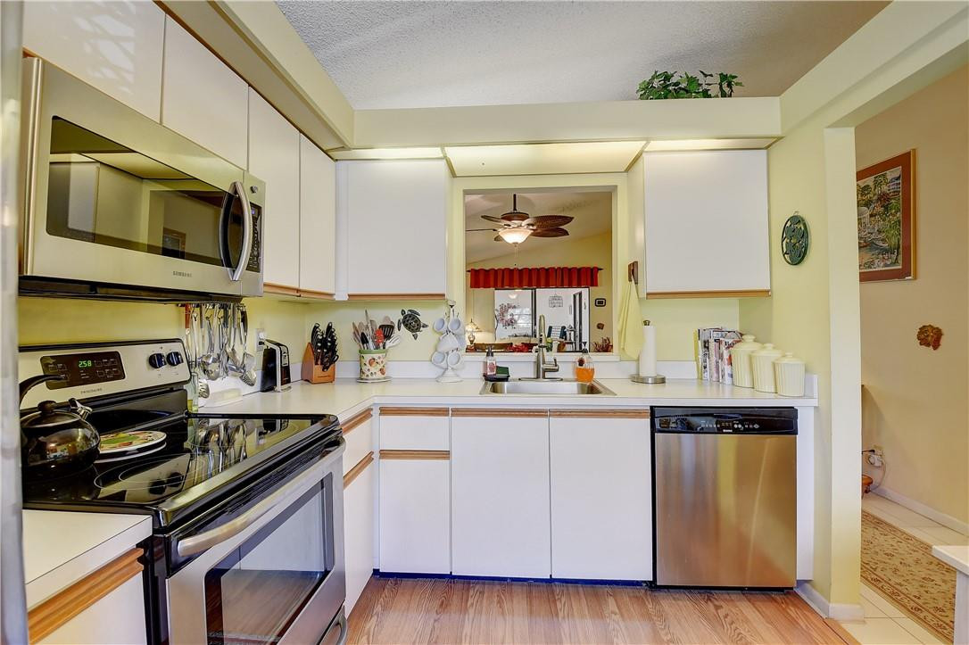 8040 Hiddenview Terrace, Unit A Boca Raton, FL 33496 - Photo 12 of 43 Photo 12