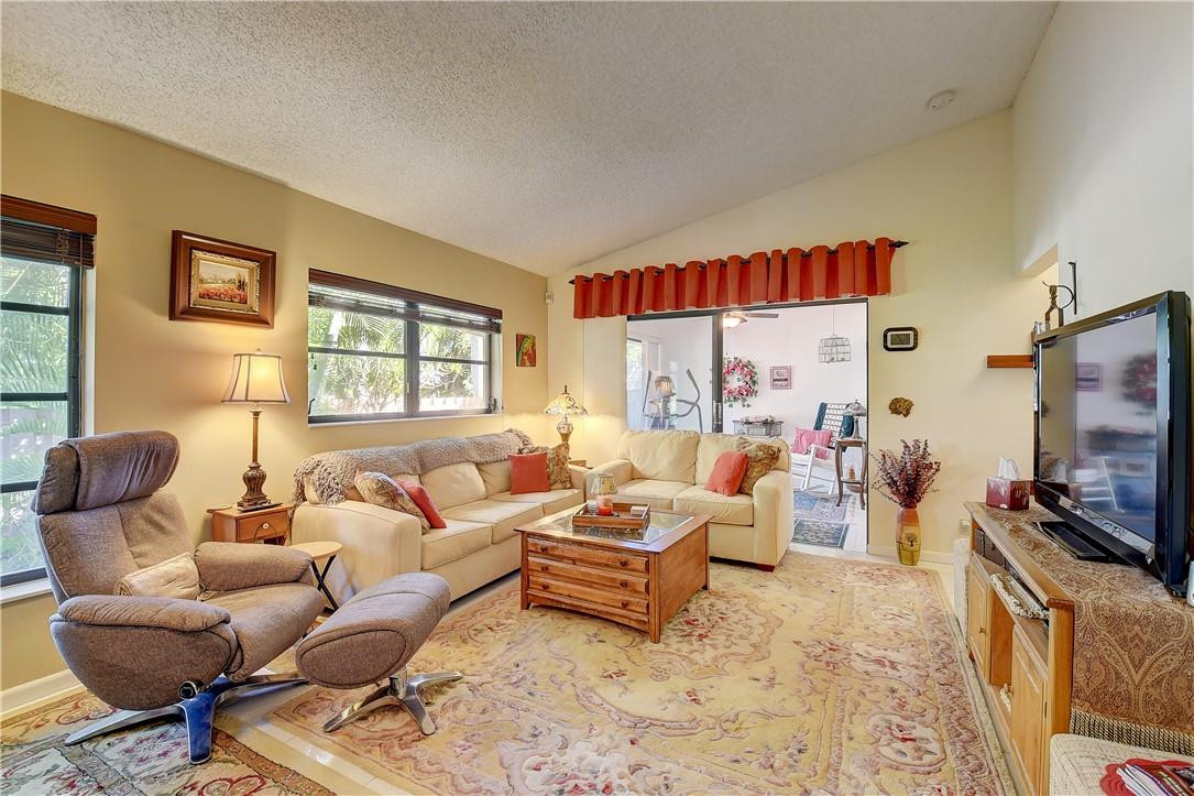 8040 Hiddenview Terrace, Unit A Boca Raton, FL 33496 - Photo 9 of 43 Photo 9