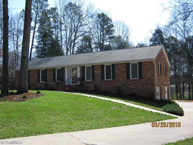 224 Epping Road Clemmons, NC 27012 - Photo 1 of 16 Exterior Front.