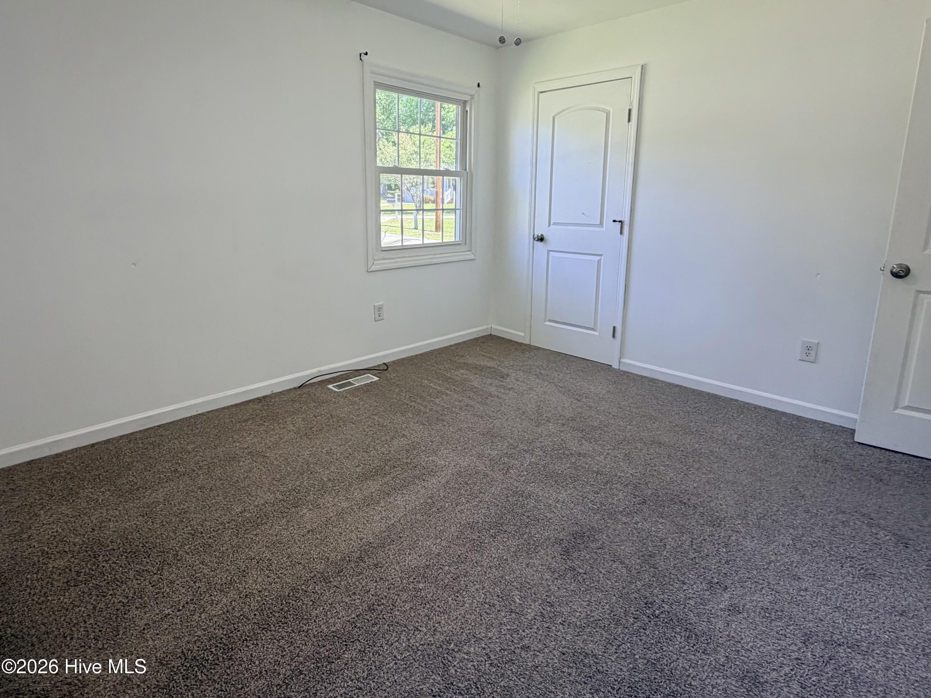 308 Sheffield Road Jacksonville, NC 28546 - Photo 11 of 22 Primary Bedroom