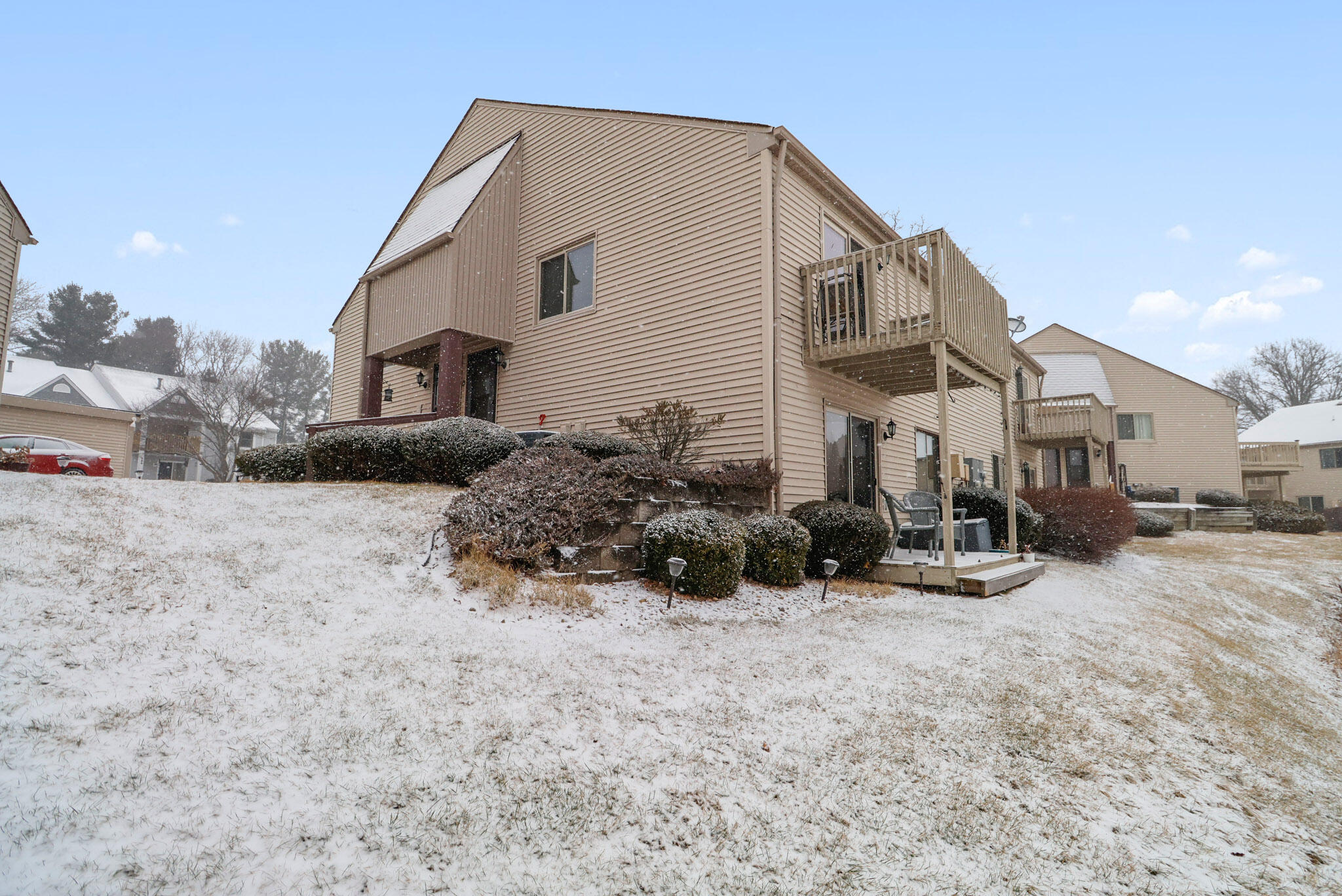 989 Millpond Road North Valparaiso, IN 46385 - Photo 20 of 21 2048x1368