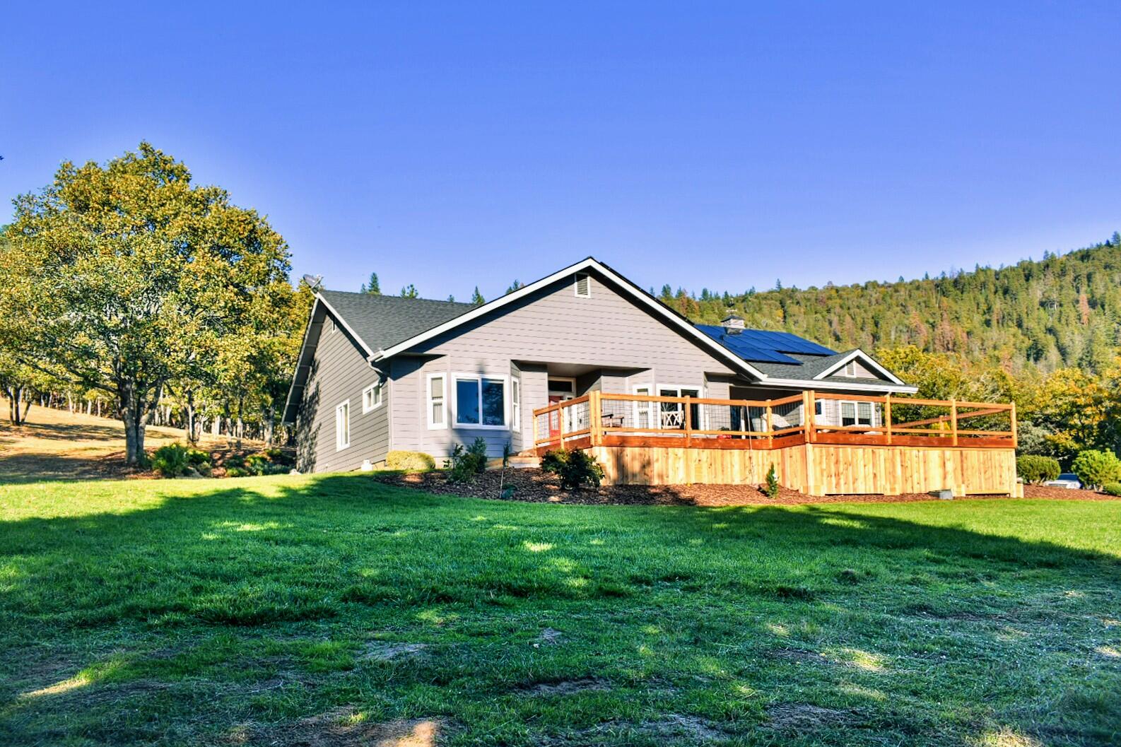 1394 Kubli Road Grants Pass, OR 97527 - Photo 2 of 35 Front from left side facing home