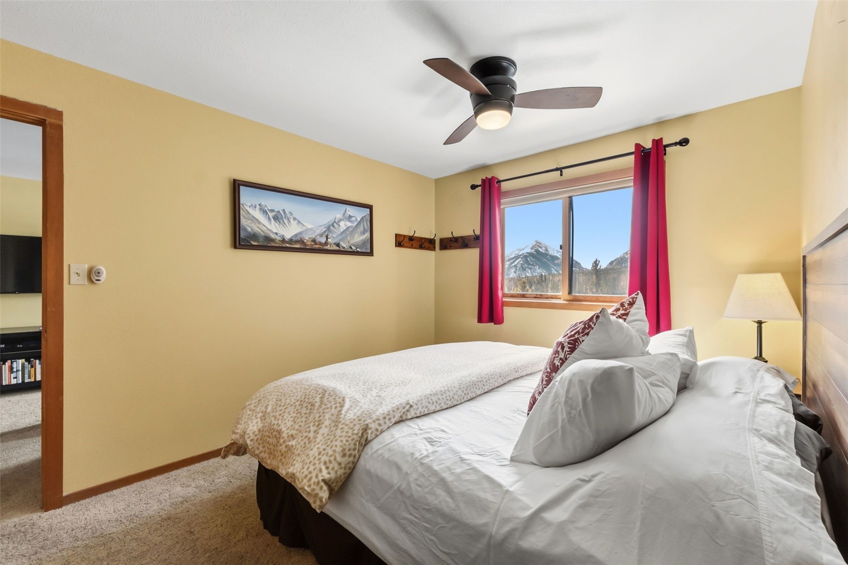 9460 Ryan Gulch Road, Unit 9473 Silverthorne, CO 80498 - Photo 13 of 40