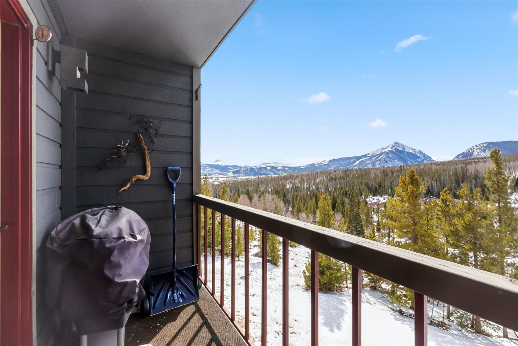 9460 Ryan Gulch Road, Unit 9473 Silverthorne, CO 80498 - Photo 3 of 40