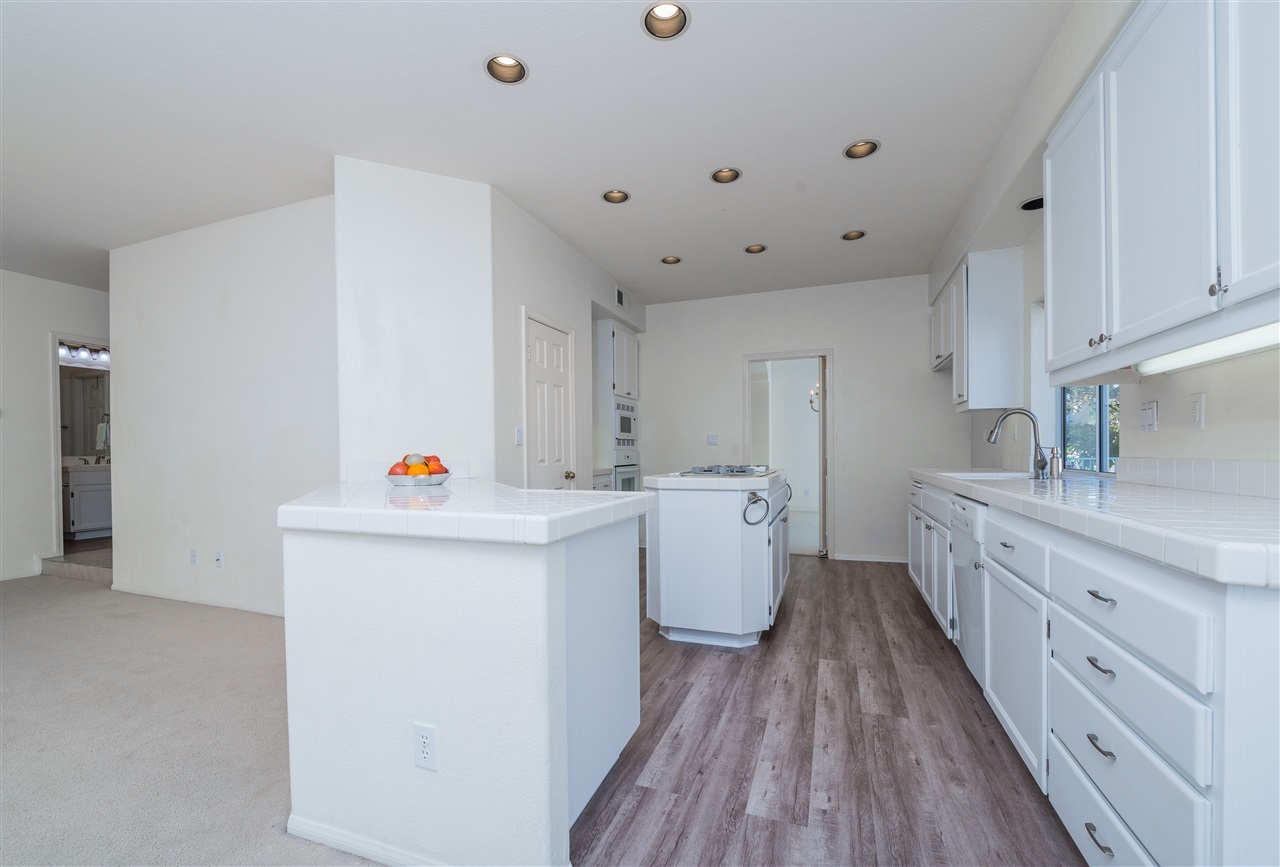 2263 Mountain Ridge Road Chula Vista, CA 91914 - Photo 10 of 25
